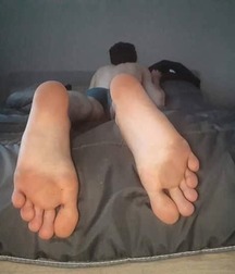 Barefoot boys 18 5e0172597aa0a.jpg