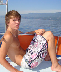 Perfect boy bodies 5e036658a84d9.jpg