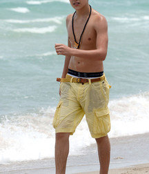 Perfect boy bodies 5e03668a574e1.jpg