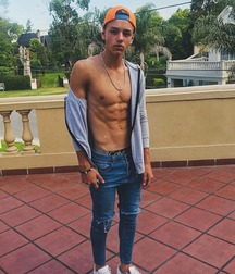 Twinks 224 5e03da3995fee.jpg