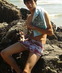 Twinks 224 5e03da4387f3d.jpg