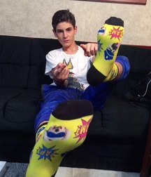 Boy sox and sneakers 5e03f61d6bd33.jpg