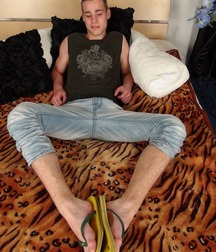 Barefoot jeans boys 3 5e03fbf0cf2b9.jpg