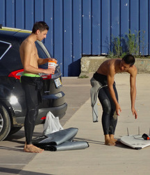 Surfer boys 3 5e041b37734d5.jpg
