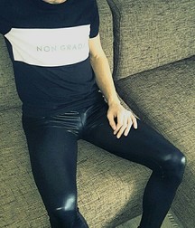 Leather and fetish boys 5e05195aa4dd4.jpg