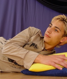 Blonde cutie Andrew 5e0552cf74943.jpg