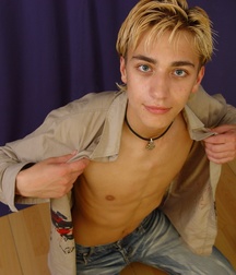 Blonde cutie Andrew 5e0552dcefc62.jpg