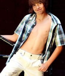 Boy and twink models 53 5e07e1c9a4f9e.jpg