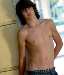 Boy and twink models 53 5e07e1f4579af.jpg