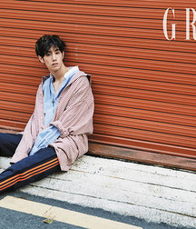 Asian boy feet 5e0823a78a61d.jpg