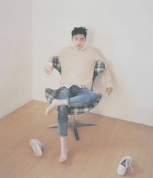 Asian boy feet 5e0823b112716.jpg