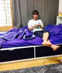 Asian boy feet 5e0823b29c2c4.jpg