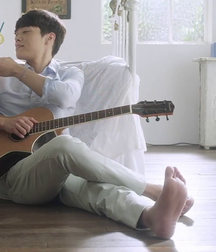Asian boy feet 5e0823ed9360e.png
