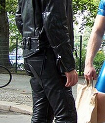 Guys lovin leather boots and bikergear 5f5277992a674.jpg
