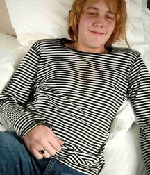 Cute redhead skater boi