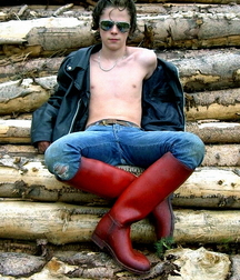 Guys and Boys in rubber and riding boots 5f5b84f39442a.jpg