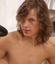 Longhair beauty in gym 5f5c069669717.jpg