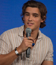 Australian actor: Brenton Thwaites 5f5e466c1bcb4.jpg
