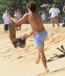 Australian actor: Brenton Thwaites 5f5e469924fd7.jpg