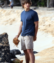Australian actor: Brenton Thwaites 5f5e46a5ae43f.jpg