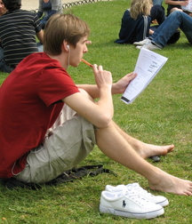 Amazing twinks in the sun