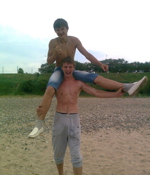Amazing twinks in the sun 5f60d07f3af02.jpg