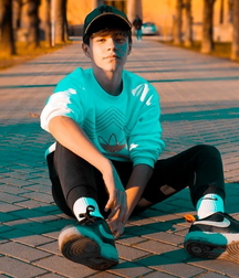 Boys and models 61 5f63b19fe9937.jpg