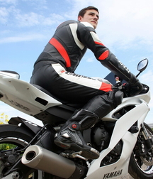 Guys loving leather 5f63f5d888a09.jpg