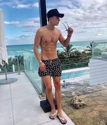 Twink and model mix 5f65668645f85.jpg