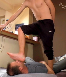 Alpha boys feet worshipped 5f664b608c7de.jpg