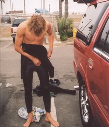 Surf boys 5f67370e7001a.jpg