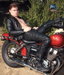 Bikers and racers 5f673bbd0fc88.jpg