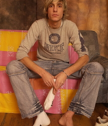 Sox or barefoot guys 5f6744b2cfa30.jpg