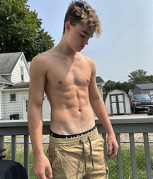 Gorgeous youth 5f69c1b529294.jpg