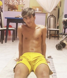 Gorgeous youth 5f69c1e200c1e.jpg