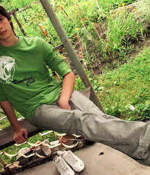 Barefoot twinks 5f6a7d1da5766.jpg