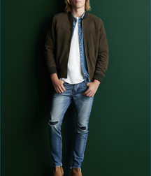 Booted hunks 5f6cdf774b924.png