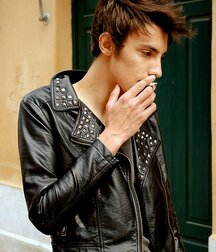 Leather bois so sexy 5f6d031d4f5de.jpg