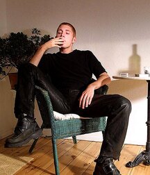 Leather bois so sexy 5f6d032ece76f.jpg
