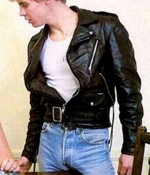 Leather bois so sexy 5f6d0357de565.jpg