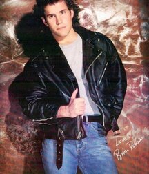 Leather bois so sexy 5f6d0359e0a25.jpg