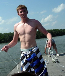 Boys in boardshorts 5f6e3b153149d.jpg