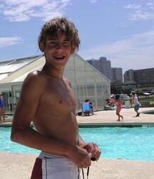 Boys in boardshorts 5f6e3b642e24d.jpg