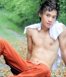 Beautiful Asian twinks