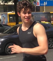 Tanktop hotties