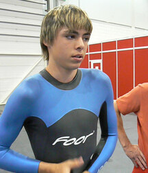 Surfer and beach boys 5f6e7e5dd3c3d.jpg