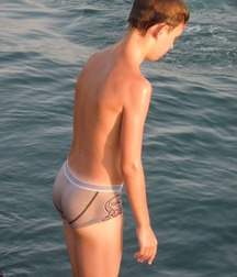 Boy beauties 5f6f675c8bebc.jpg