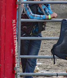 Cowboy boots 5f6f69016142c.jpg