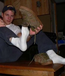 Fresh out off sneaks 5f6f6b439702a.png