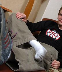 Fresh out off sneaks 5f6f6b47ccbdd.jpg